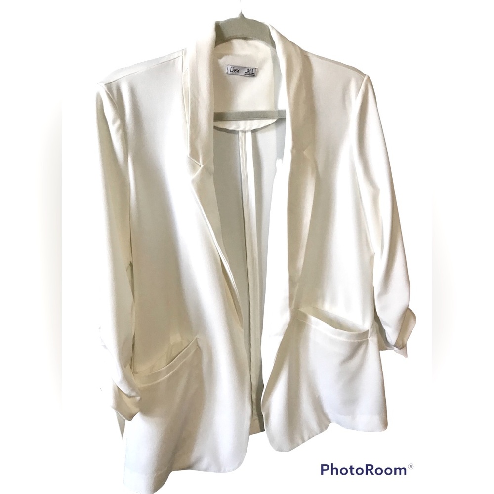 Sz M- Dex white open front blazer